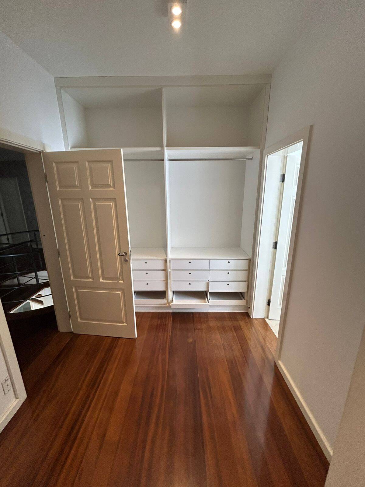 Casa, 4 quartos, 904 m² - Foto 27