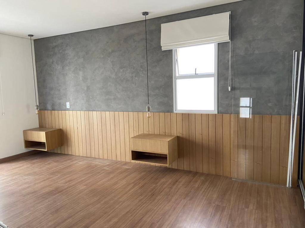 Apartamento para alugar com 4 quartos, 236m² - Foto 17