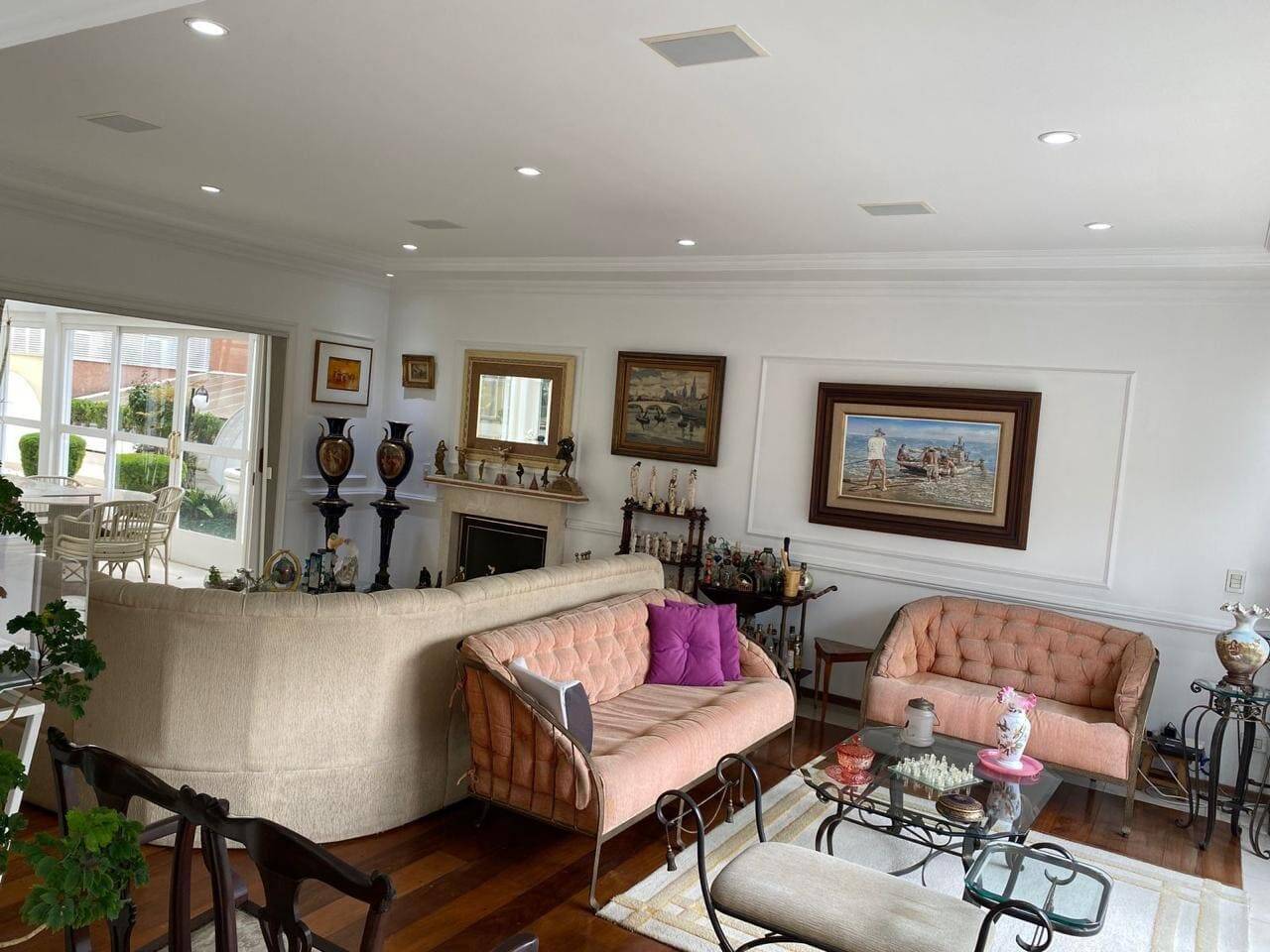 Casa à venda e aluguel com 4 quartos, 560m² - Foto 8
