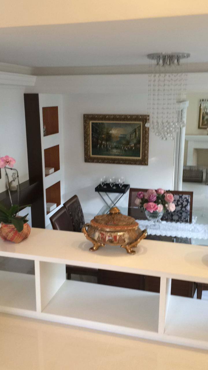 Casa à venda e aluguel com 4 quartos, 400m² - Foto 5