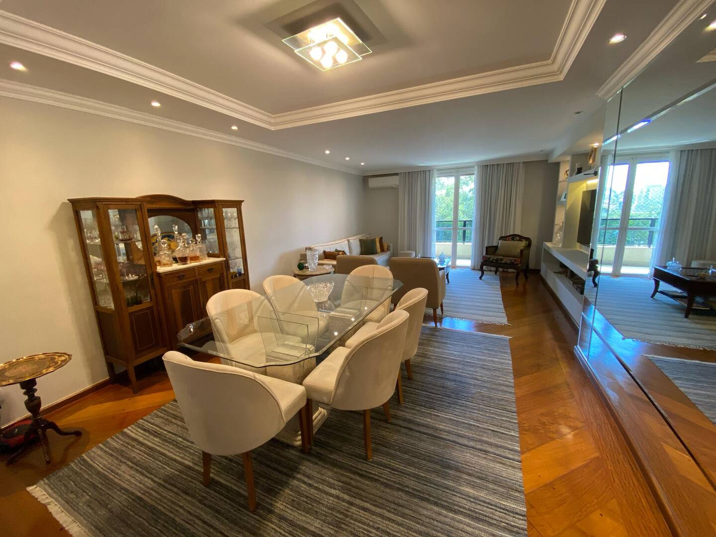Apartamento à venda com 3 quartos, 164m² - Foto 1