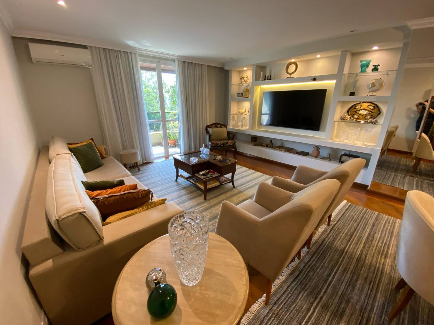 Apartamento à venda com 3 quartos, 164m² - Foto 9