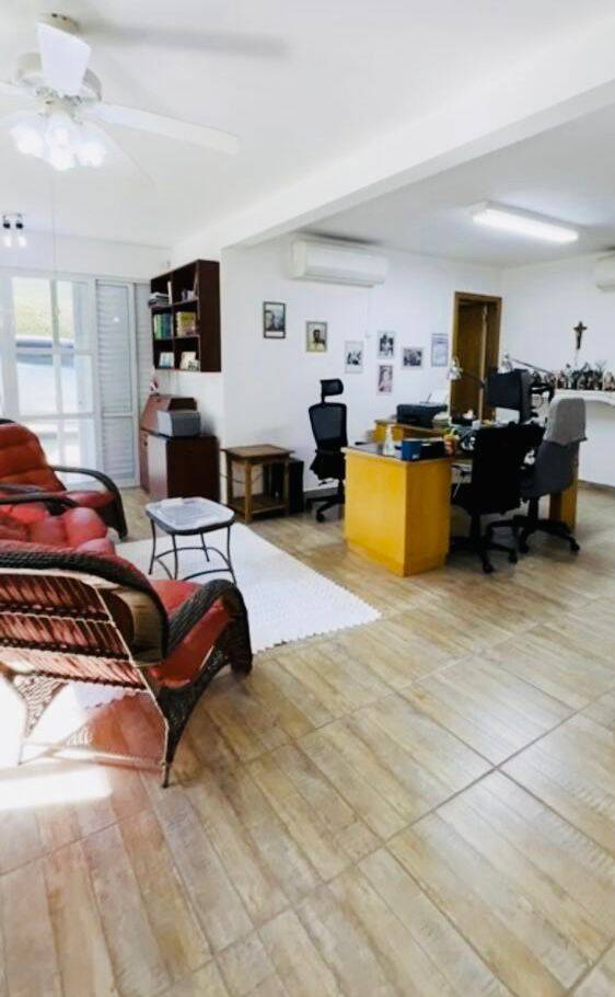 Chácara à venda com 5 quartos, 1437m² - Foto 5