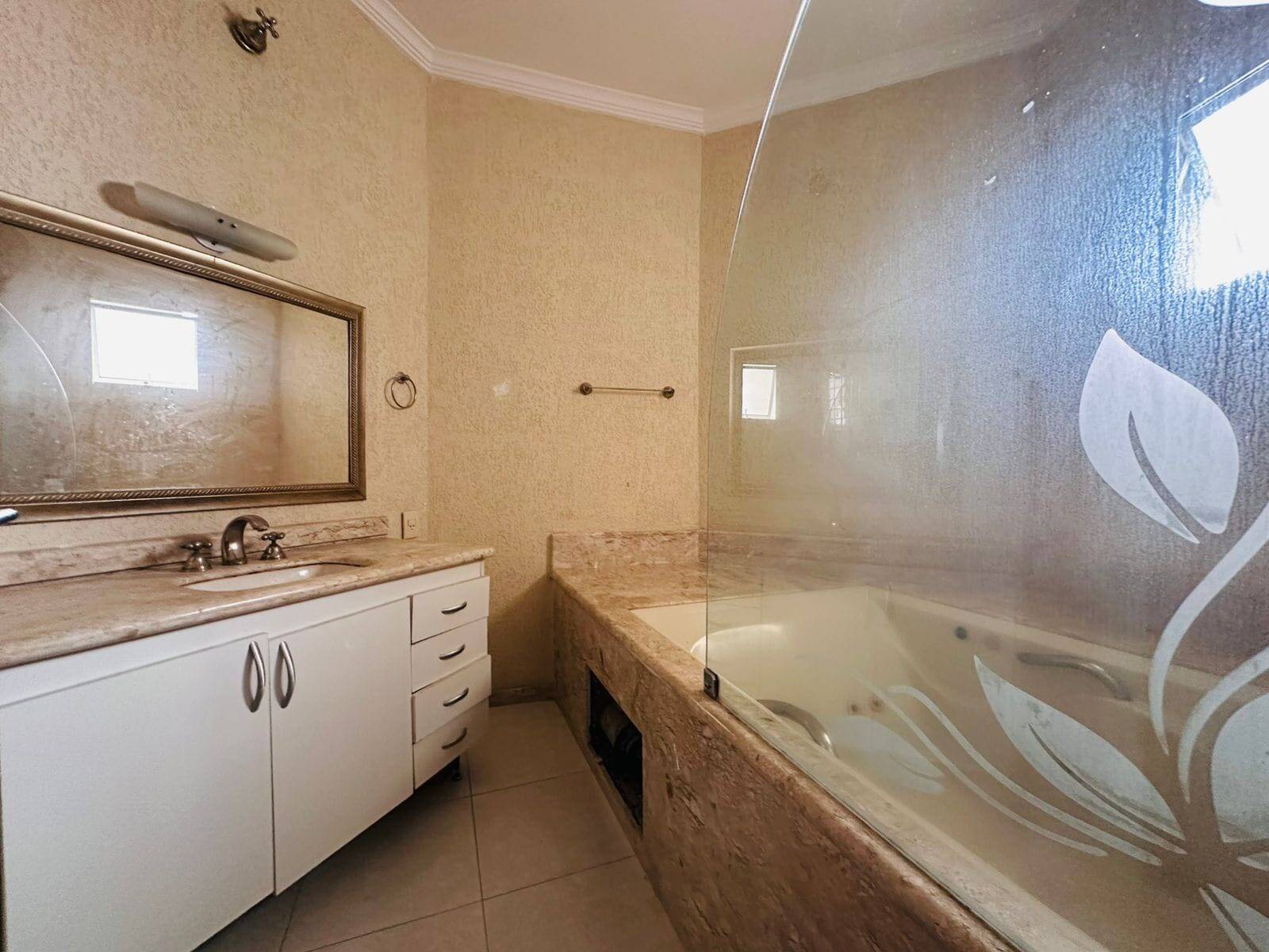 Casa, 4 quartos, 395 m² - Foto 38