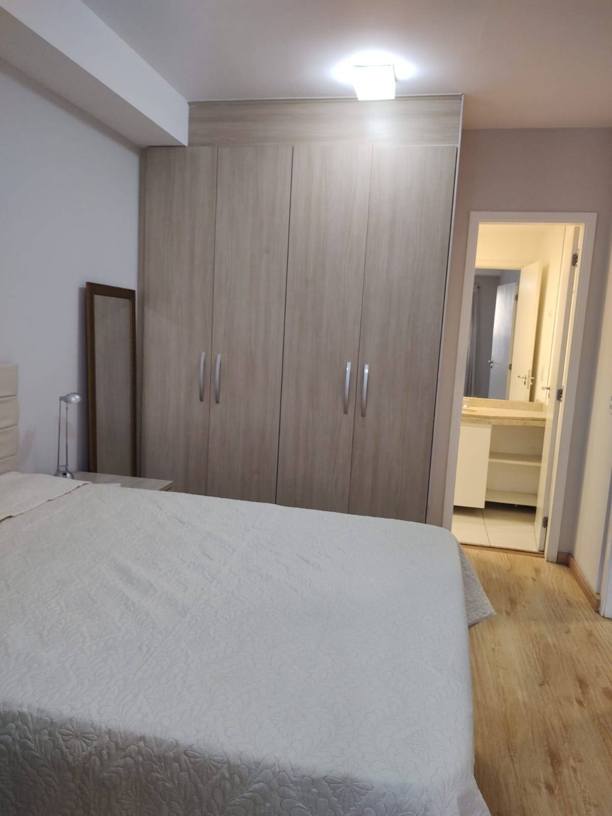 Apartamento para alugar com 1 quarto, 50m² - Foto 7