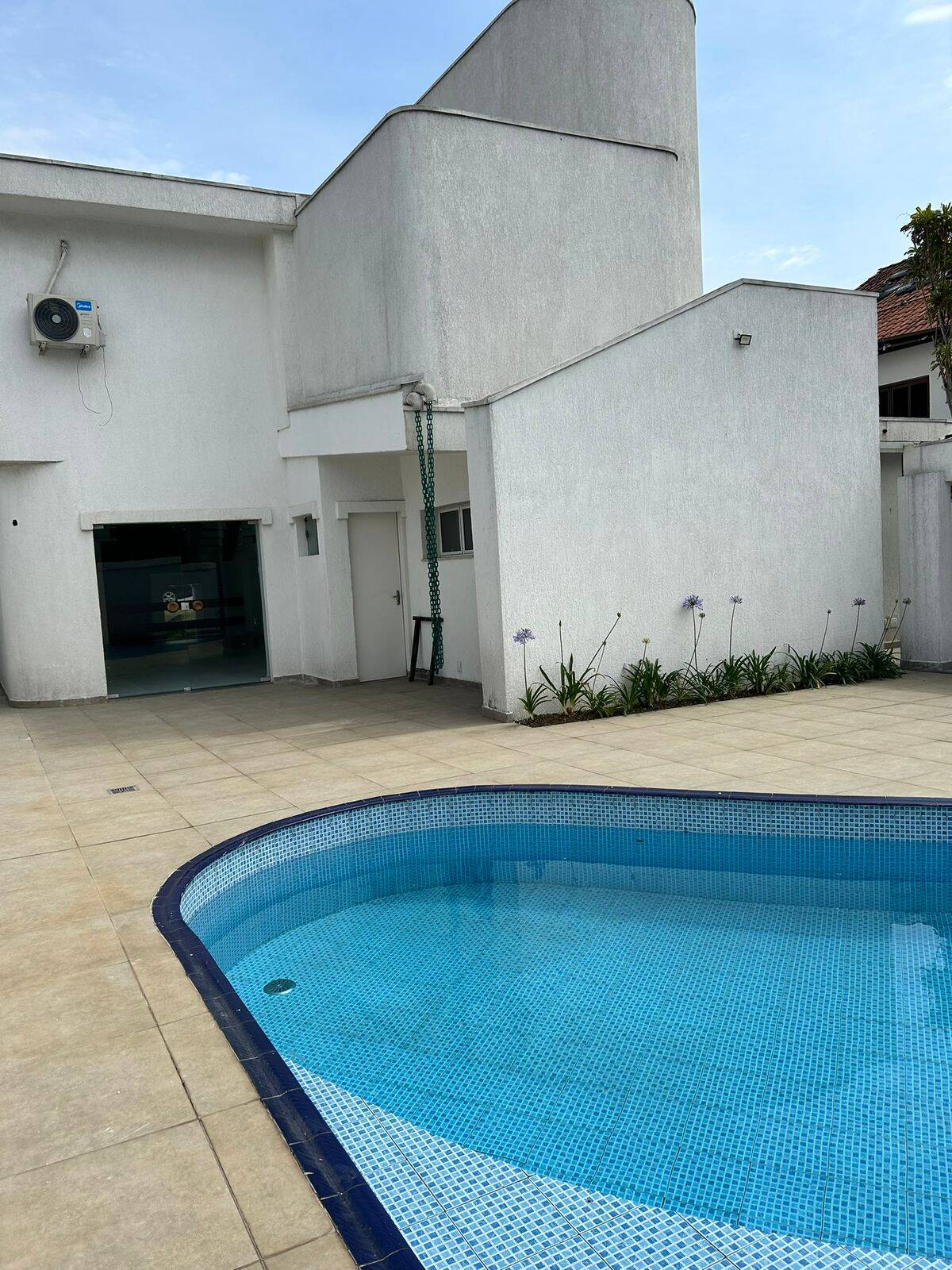 Casa à venda com 4 quartos, 342m² - Foto 3
