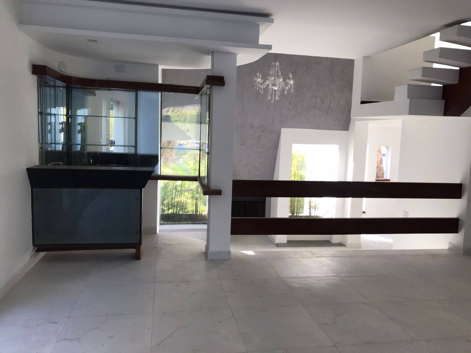 Casa à venda com 4 quartos, 342m² - Foto 15