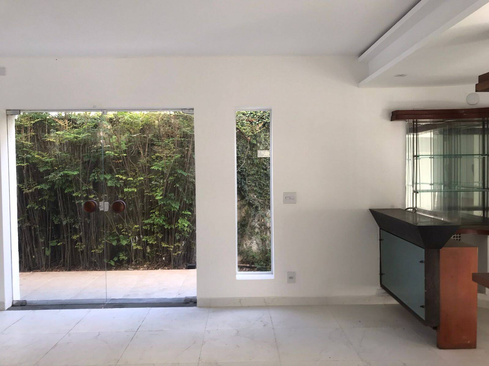 Casa à venda com 4 quartos, 342m² - Foto 22