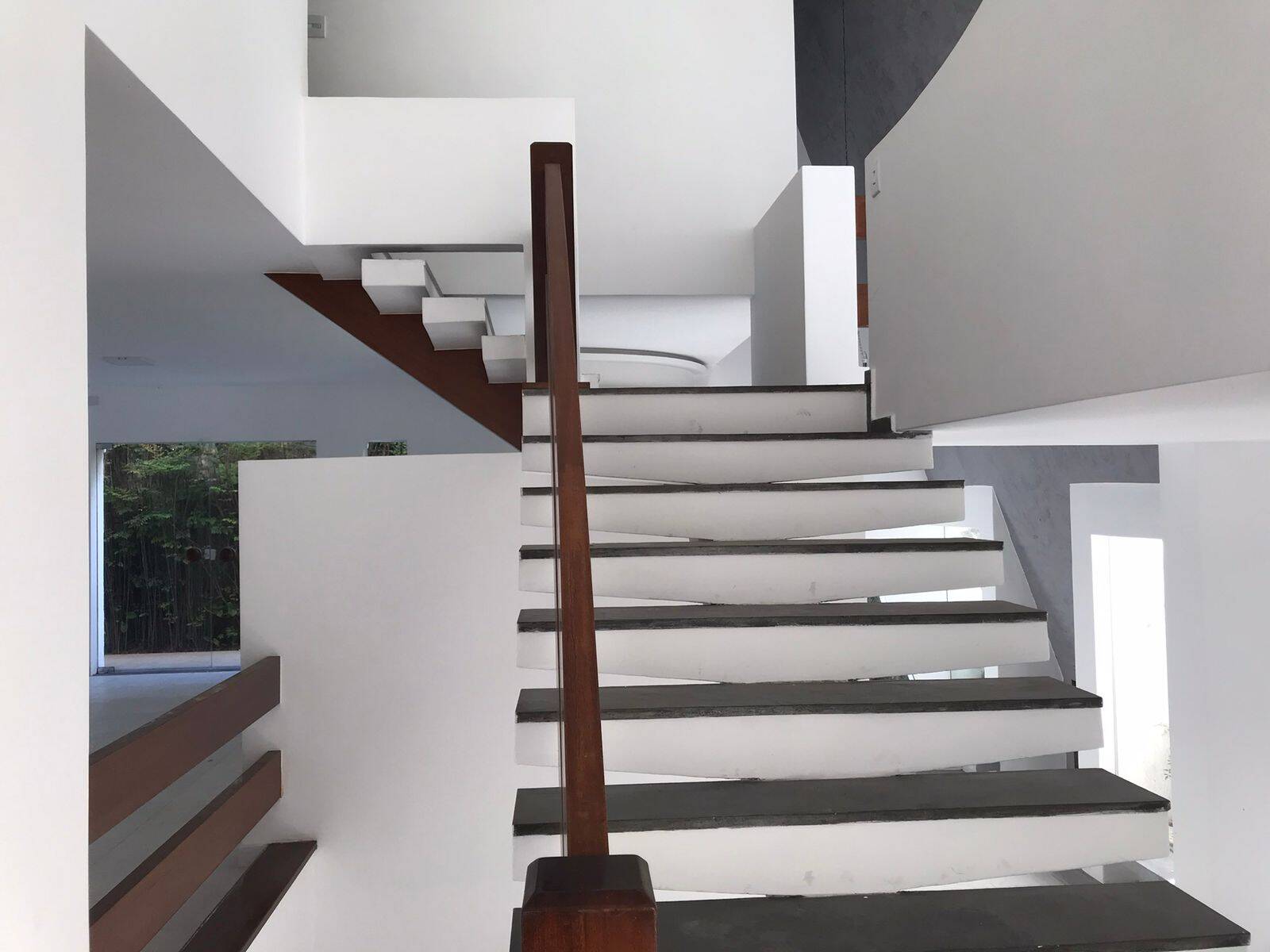 Casa à venda com 4 quartos, 342m² - Foto 23