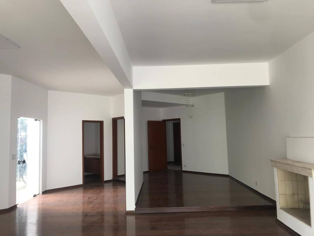 Casa à venda com 4 quartos, 448m² - Foto 11