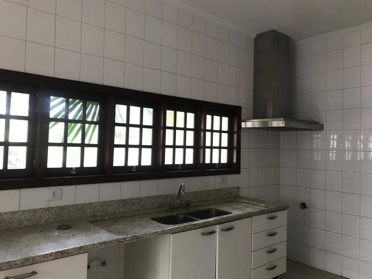 Casa à venda com 4 quartos, 448m² - Foto 7