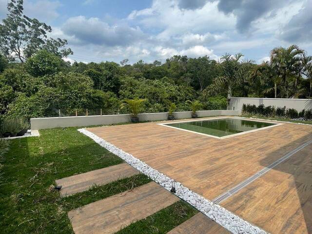 Casa para Venda em Santana de Parnaíba - 2
