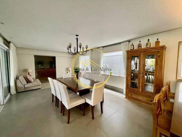 Casa para Venda em Santana de Parnaíba - 3