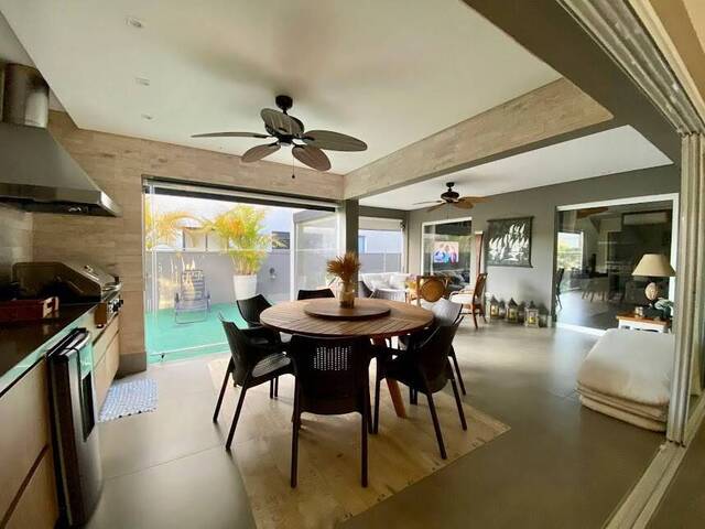 Casa para Venda em Santana de Parnaíba - 5