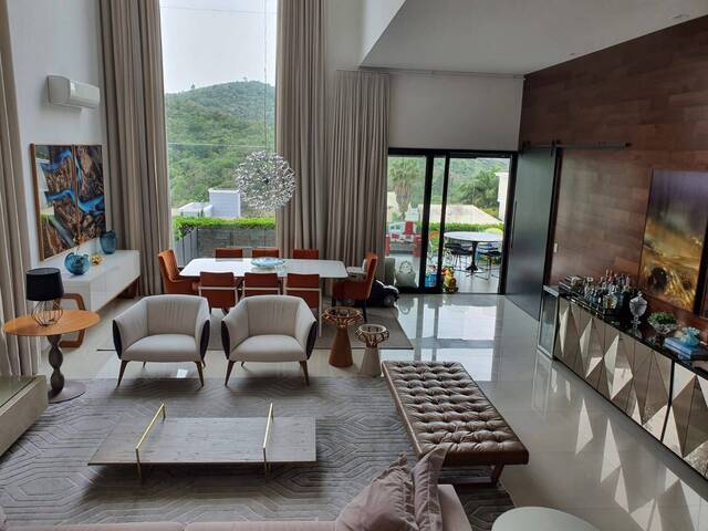 #3647 - Casa em condomínio para Venda em Santana de Parnaíba - SP