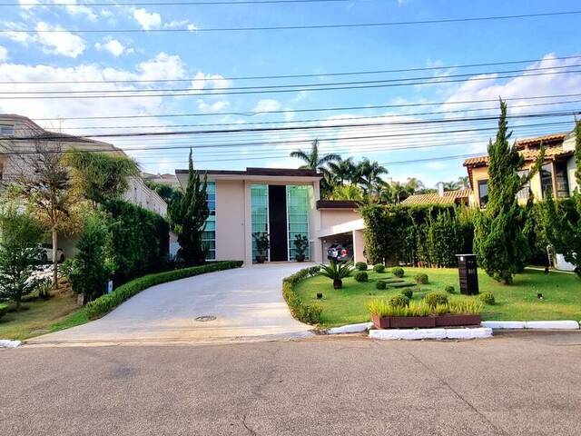 Casa para Venda em Santana de Parnaíba - 1