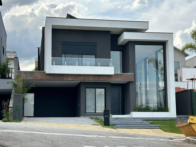 #3937 - Casa para Venda em Santana de Parnaíba - SP