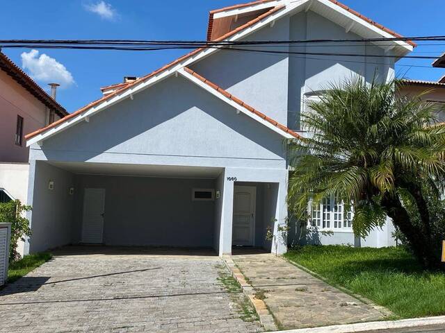 #3944 - Casa para Locação em Santana de Parnaíba - SP - 1