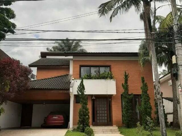 #3957 - Casa para Venda em Santana de Parnaíba - SP