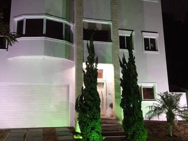 #4087 - Casa para Venda em Santana de Parnaíba - SP