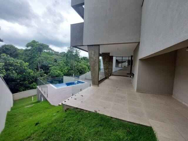 Casa para Venda em Santana de Parnaíba - 3