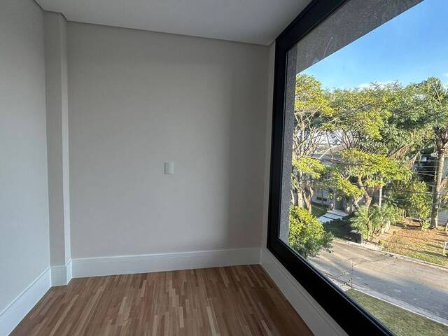 #4326 - Casa para Venda em Barueri - SP