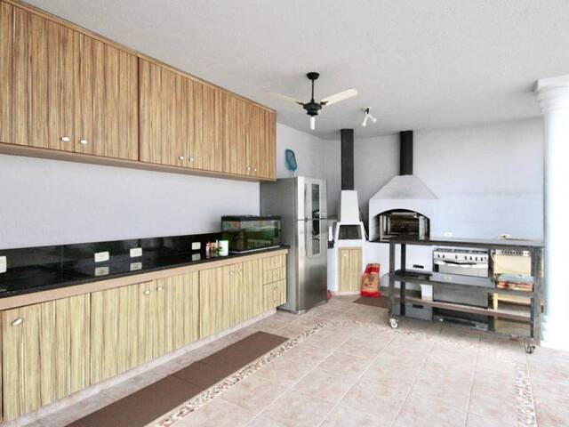 Casa para Venda em Santana de Parnaíba - 4