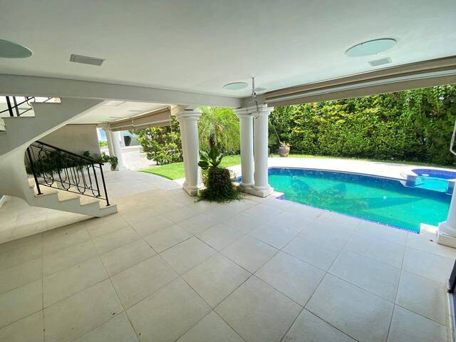 #4631 - Casa para Locação em Santana de Parnaíba - SP