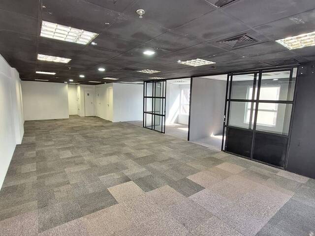 #4718 - Sala para Locação em Barueri - SP