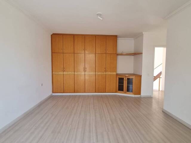Casa para Venda em Santana de Parnaíba - 4