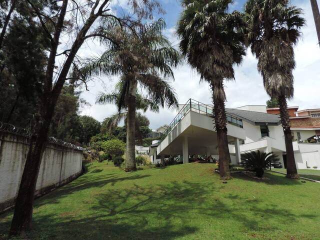 Casa para Venda em Santana de Parnaíba - 3