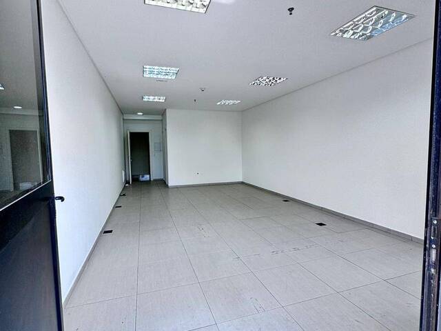 Sala para Venda em Barueri - 4