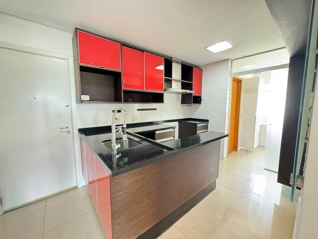 Apartamento para Venda em Santana de Parnaíba - 3