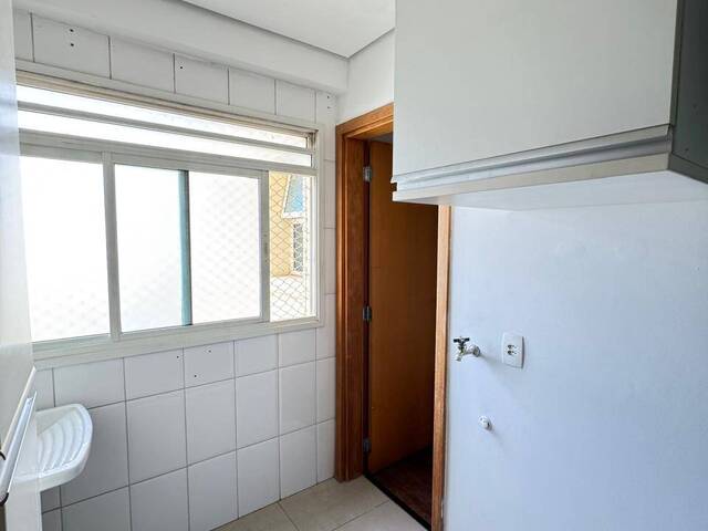 Apartamento para Venda em Santana de Parnaíba - 5