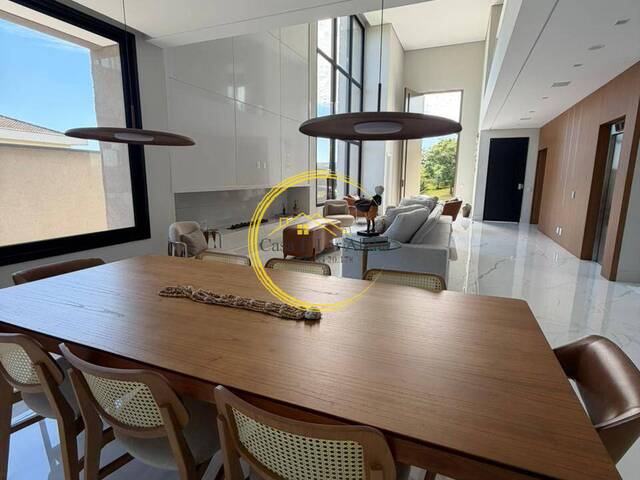 Casa para Venda em Santana de Parnaíba - 4