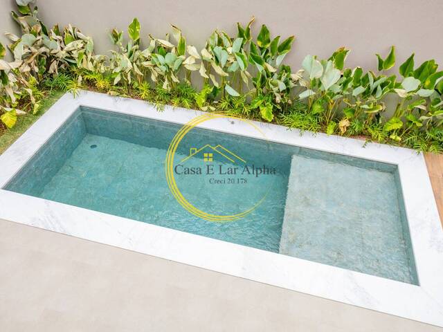 Casa para Venda em Santana de Parnaíba - 4