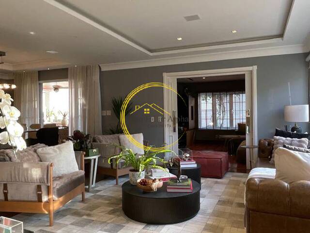 #4884 - Casa para Venda em Santana de Parnaíba - SP