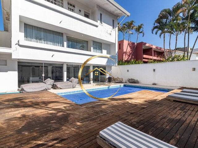 #4949 - Casa para Venda em Santana de Parnaíba - SP