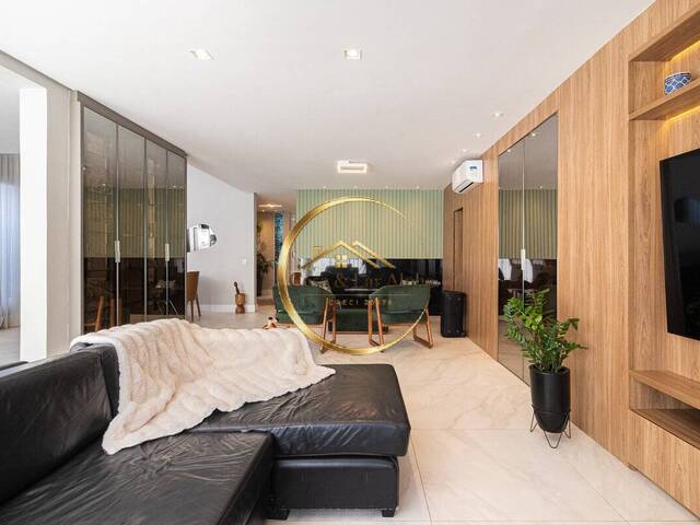 Casa para Venda em Santana de Parnaíba - 5
