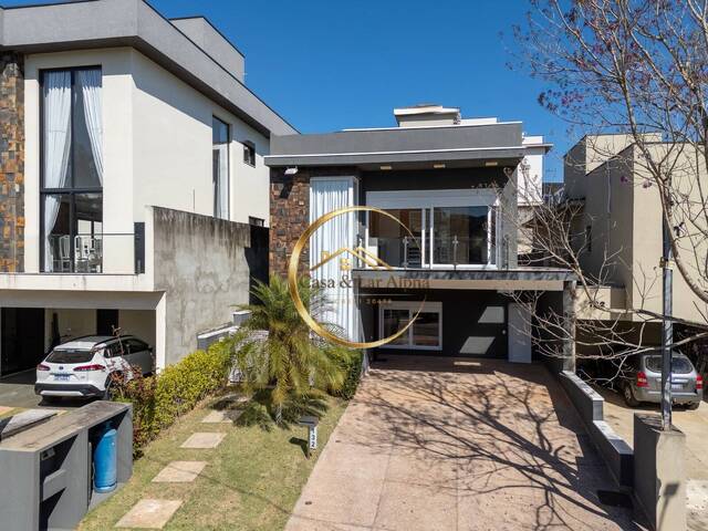 #4964 - Casa para Venda em Santana de Parnaíba - SP