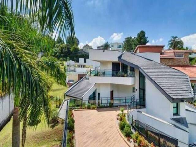 Casa para Venda em Santana de Parnaíba - 1