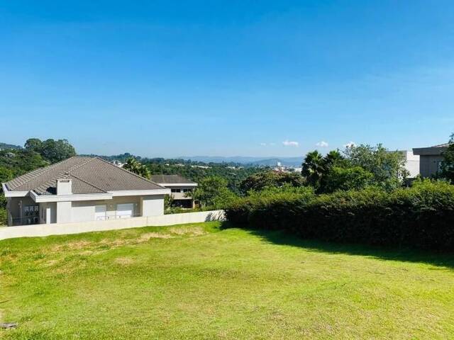 Terreno para Venda em Santana de Parnaíba - 2