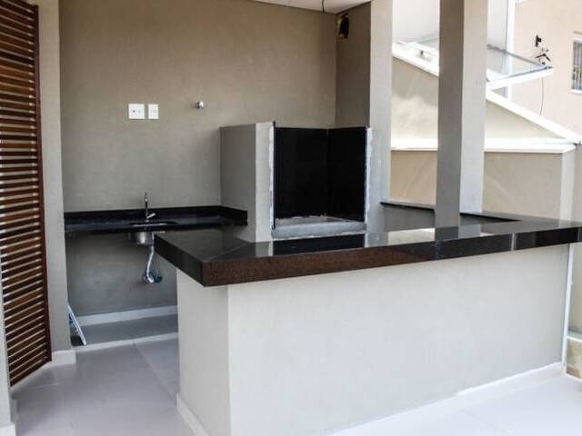 Casa para Venda em Santana de Parnaíba - 2
