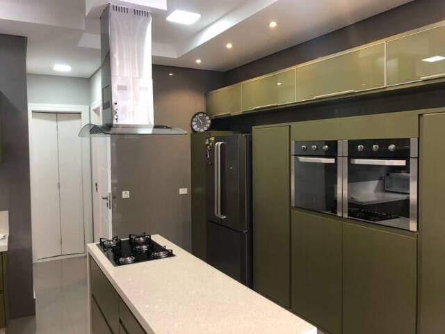 Casa para Locação em Santana de Parnaíba - 2
