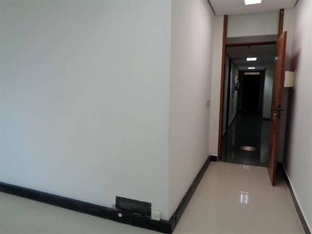 Sala para Locação em Santana de Parnaíba - 2
