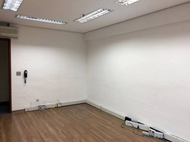 Sala para Locação em Santana de Parnaíba - 2