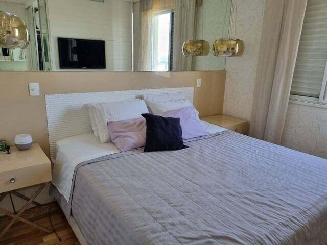 Apartamento para Venda em Santana de Parnaíba - 5