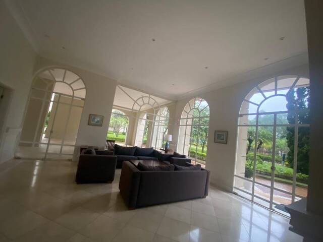 Apartamento para Venda em Santana de Parnaíba - 3