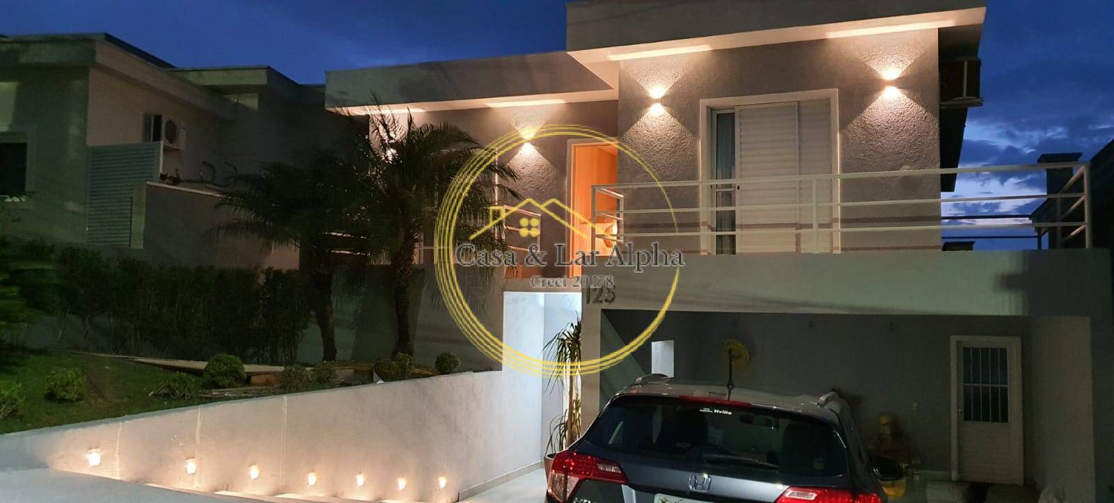 Casa, 4 quartos, 260 m² - Foto 1