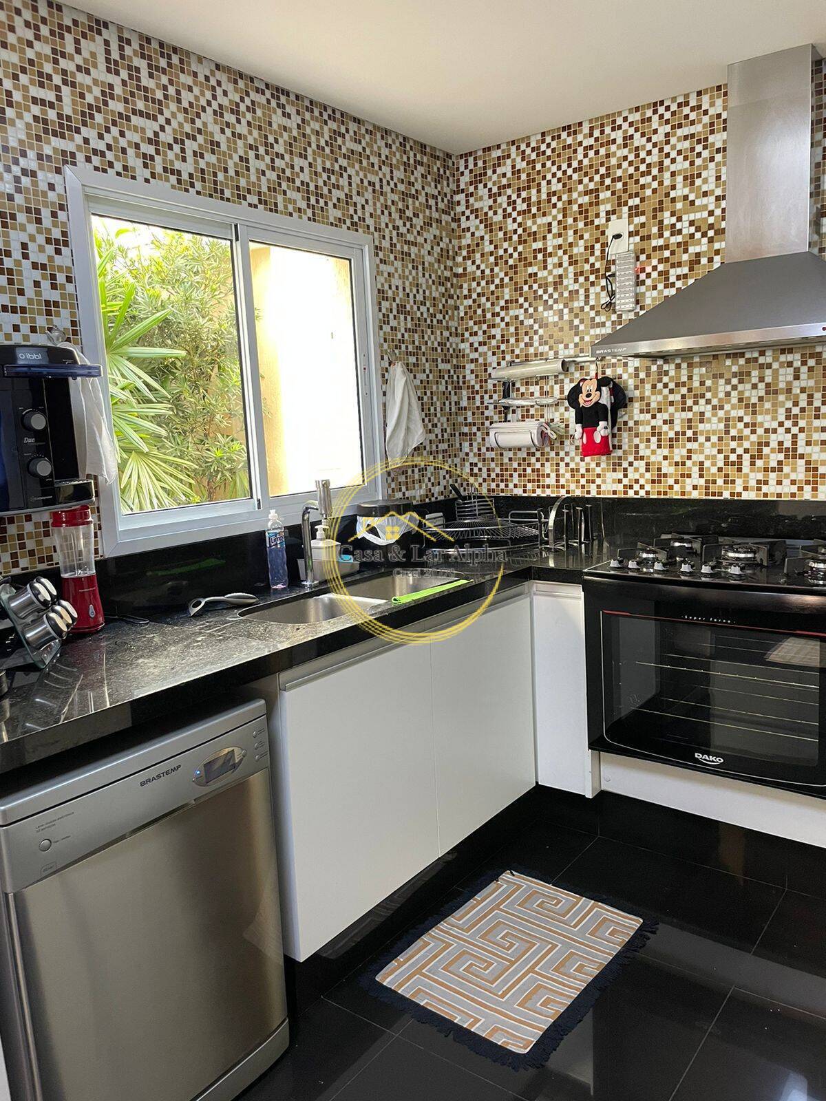 Casa, 3 quartos, 230 m² - Foto 3